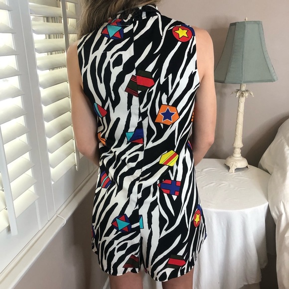 3 LEFT XS-M Go To Chic Spring Zebra Color Pop Pocketed Lined Romper - Picture 3 of 3